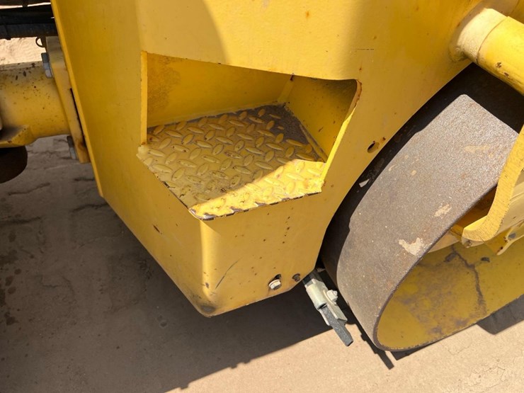 2007-bomag-bw120ad-image-12