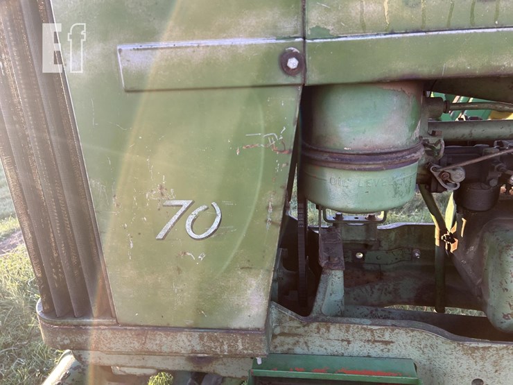 john-deere-70-image-10