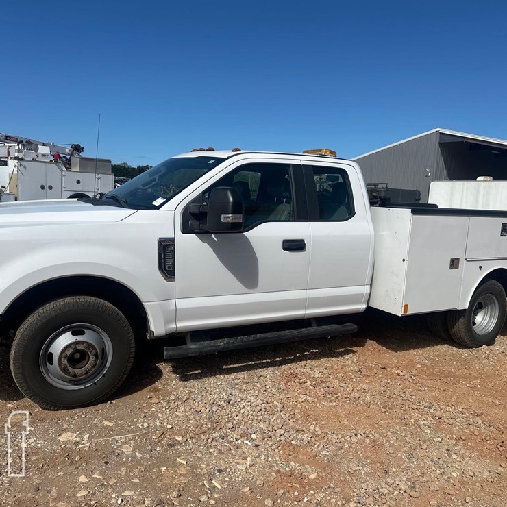 2018 FORD F350 SD XL