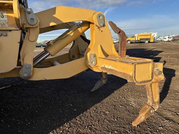 2011-deere-872gp-image-25