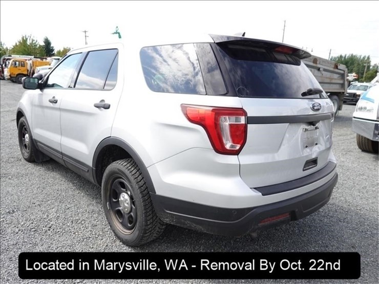 2018-ford-explorer-image-11