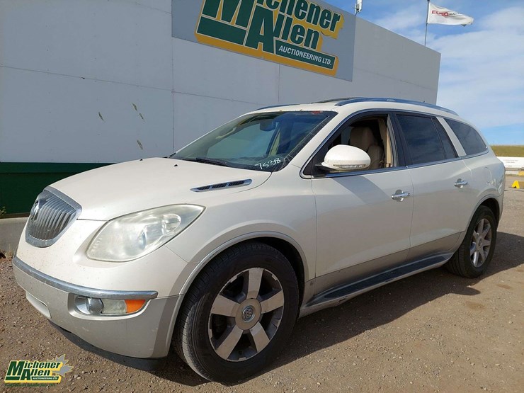 2009-buick-enclave-cxl-image-1