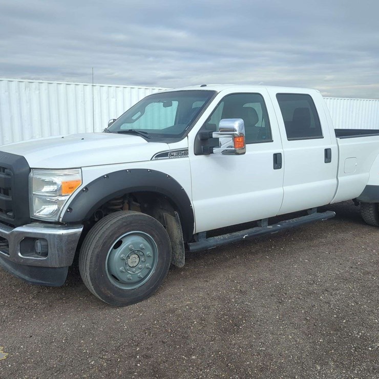 2015 FORD F350