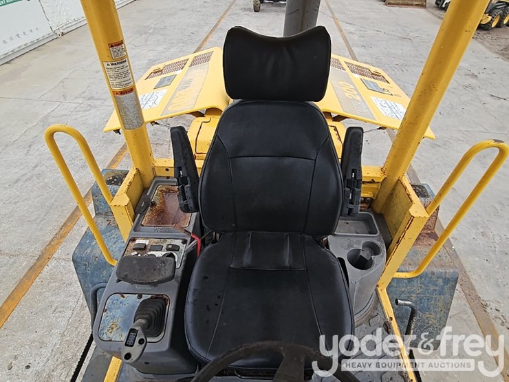 2005-komatsu-wa200-5-image-23