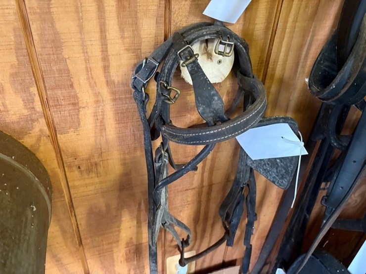 (3)-amish-style-driving-bridles-image-2