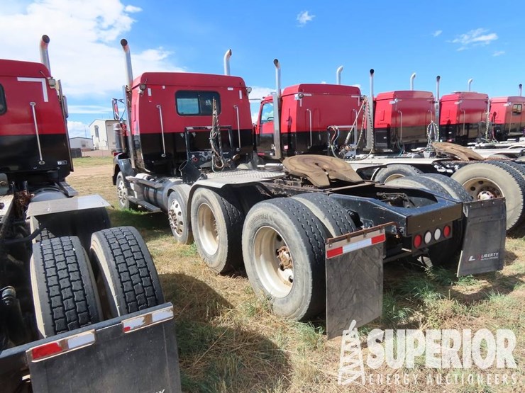 2011-western-star-4900-image-4