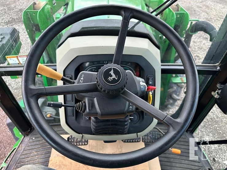 john-deere-5085e-image-12