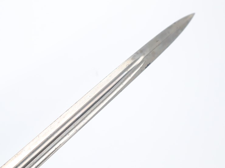 #56-•-#4340-•-wwi-german-officer's-sword-with-z-crest-maker-image-10