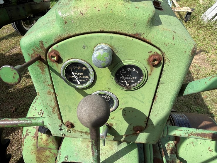 john-deere-50-image-28