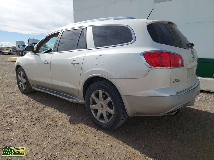 2009-buick-enclave-cxl-image-3