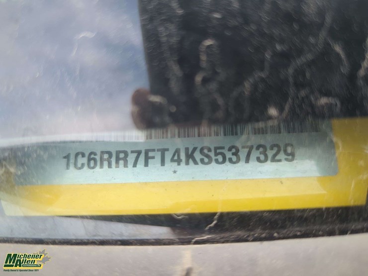 2019-ram-1500-classic-image-5