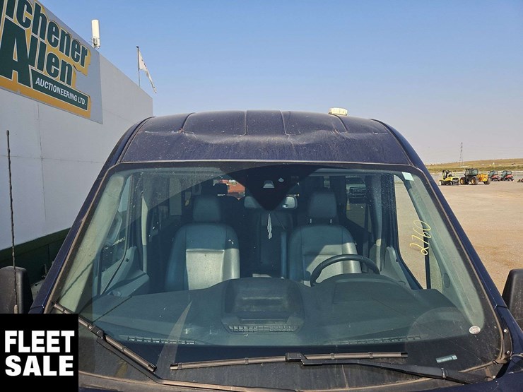 2019-ford-transit-image-7