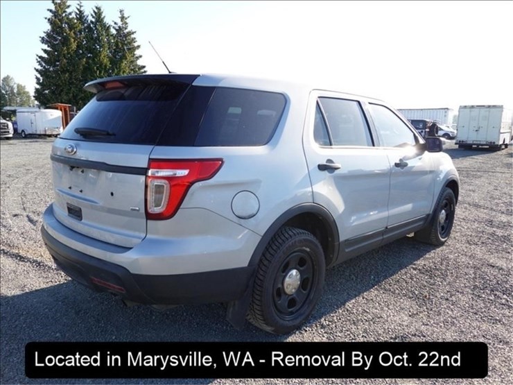 2015-ford-explorer-image-12