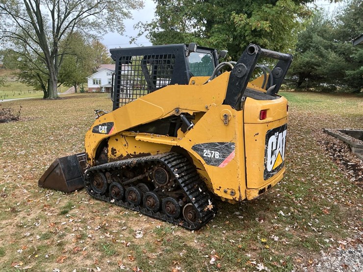 2010-caterpillar-257b-image-3