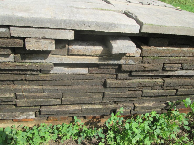 #5059-•-(2)-pallets-of-landscape-block-image-5