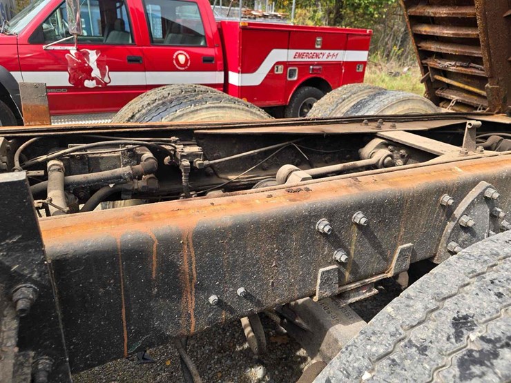 1989-mack-rd690sx-image-8