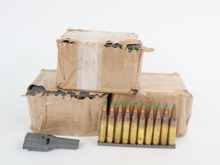 #46-•-#4066-•-(300rds)-5.56-nato-green-tip-ammunition-on-stripper-clips-with-loader-image-1
