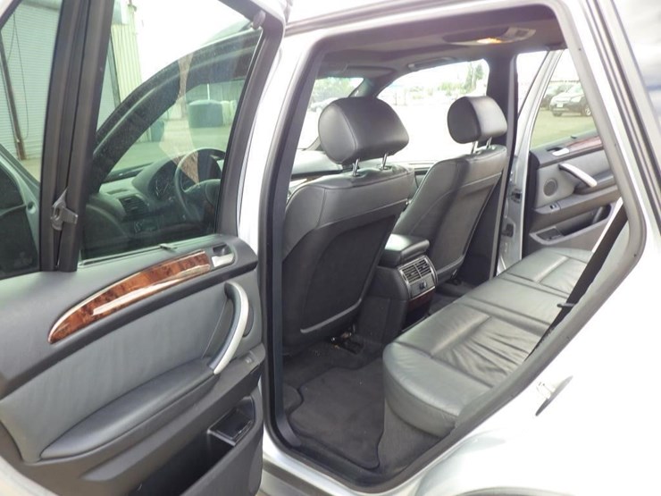 2001-bmw-x5-image-7