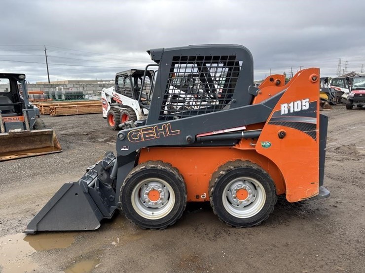 2018-gehl-r105-image-5