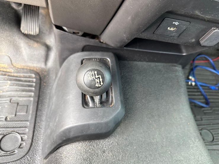 2019-ford-f550-xl-image-25
