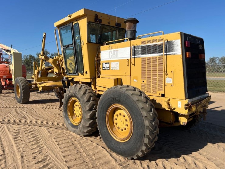 1998-caterpillar-12h-image-2