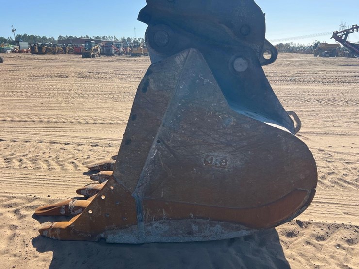 2019-deere-350g-lc-image-10