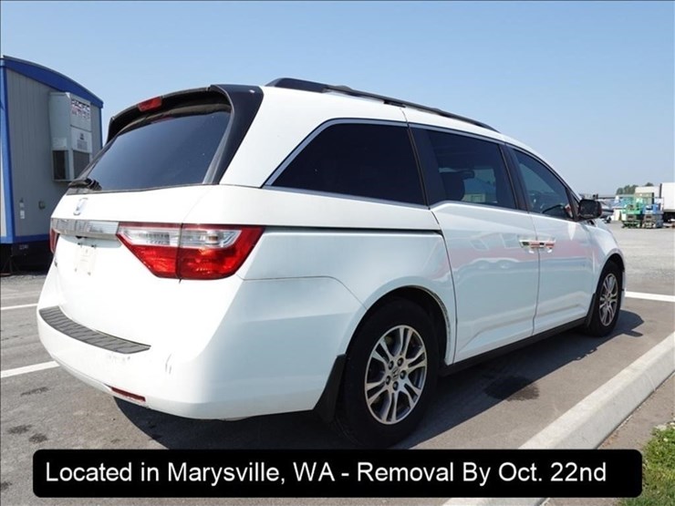 2011-honda-odyssey-image-12