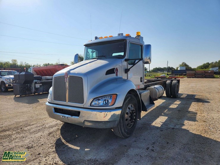 2009-kenworth-t370-image-1