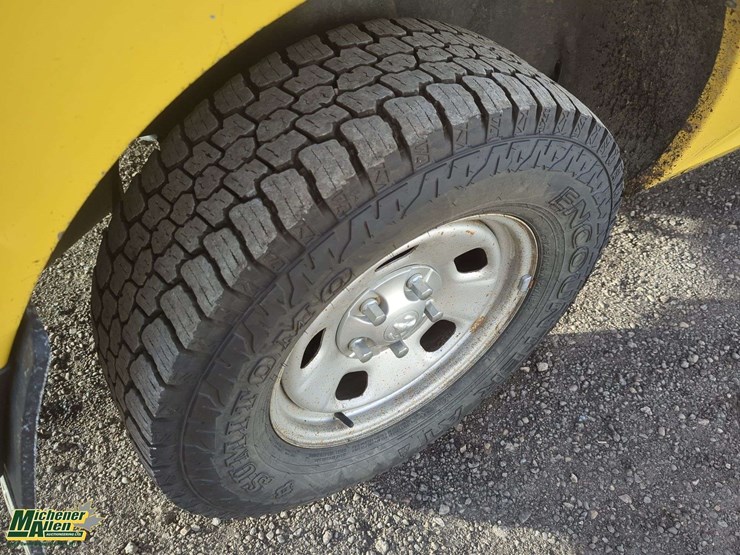 2019-ram-1500-classic-image-45