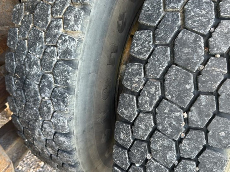 1996-cummins-m11-image-31