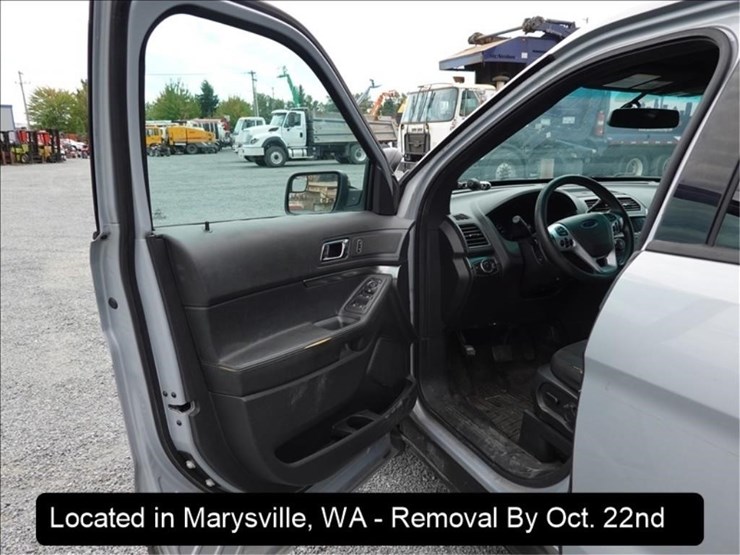 2015-ford-explorer-image-3