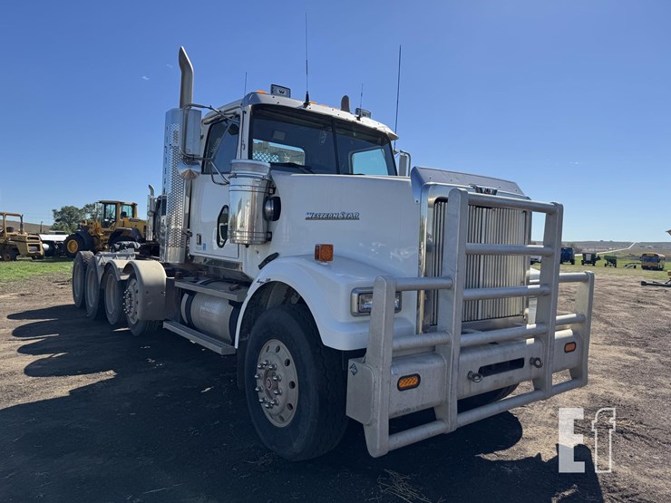 2009-western-star-4900-image-2