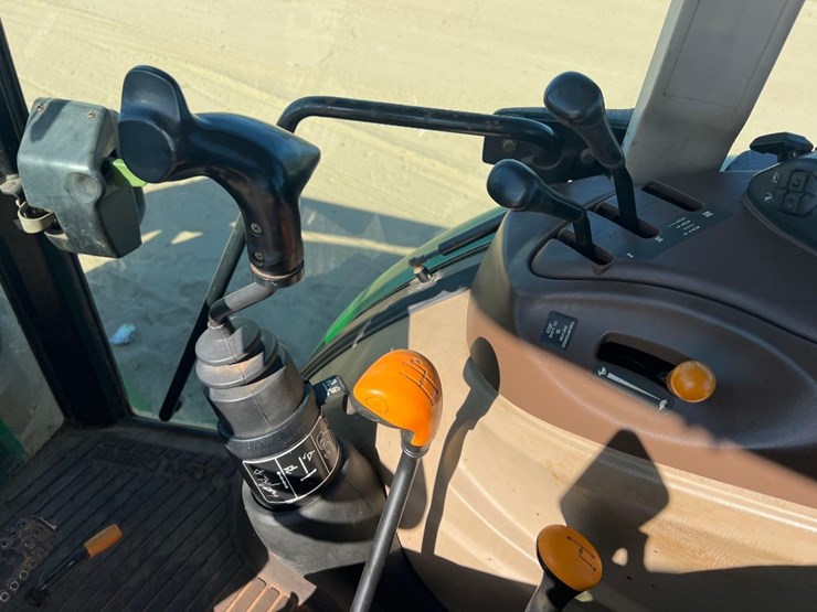 john-deere-5425-image-33
