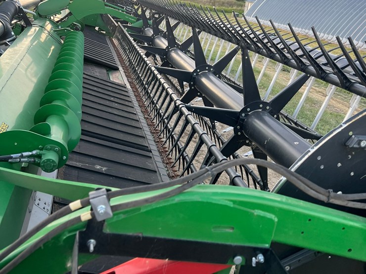 john-deere-645-image-31