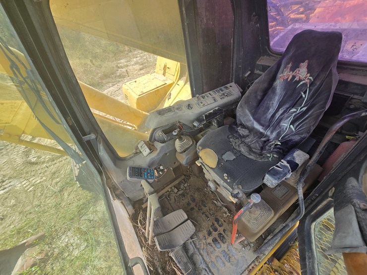 komatsu-pc750-se-image-92