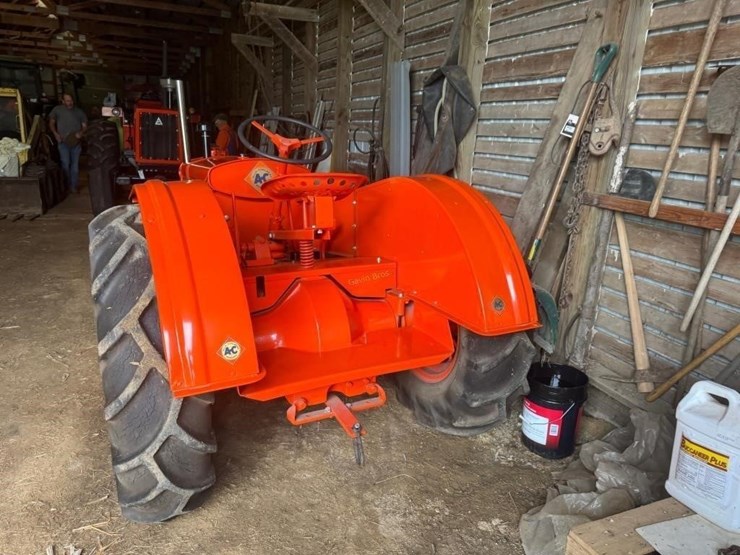 1935-allis-chalmers-u-tractor-image-12