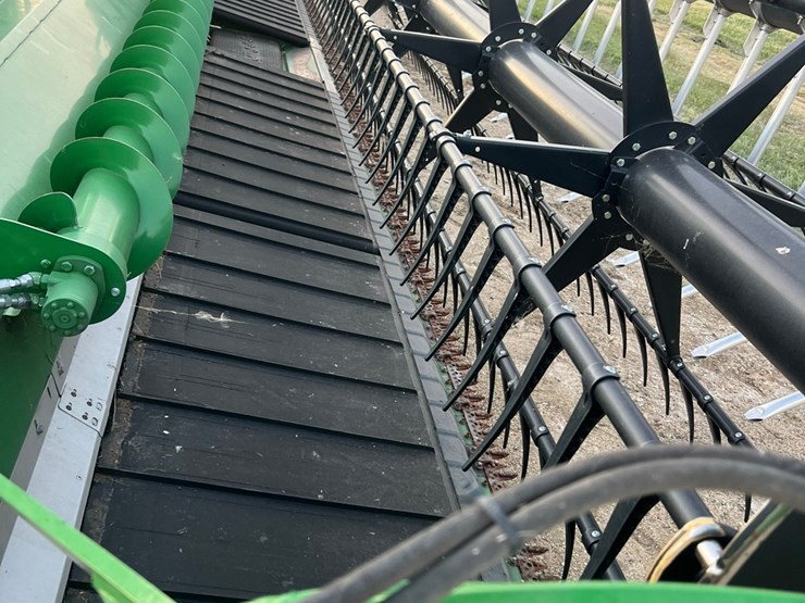 john-deere-645-image-29