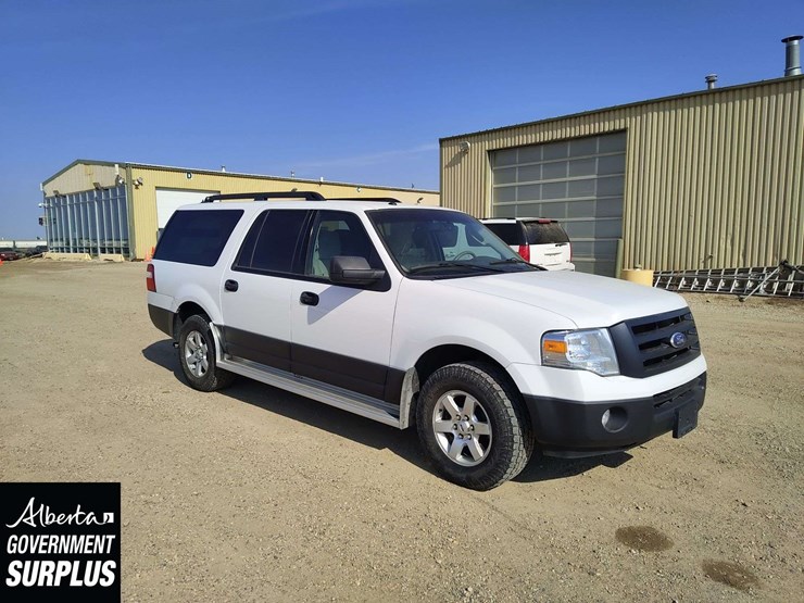 2011-ford-expedition-image-2