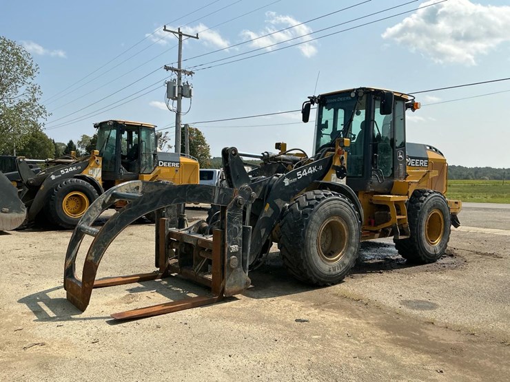 2018-deere-544k-image-4