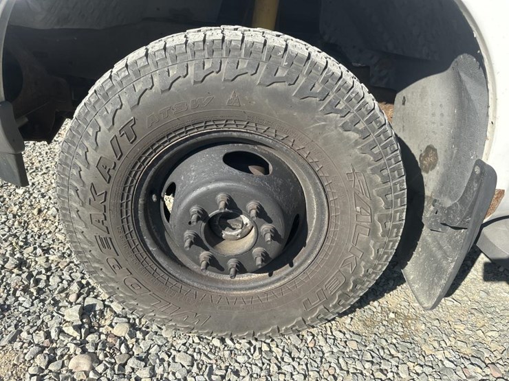 2004-ford-f350-image-50