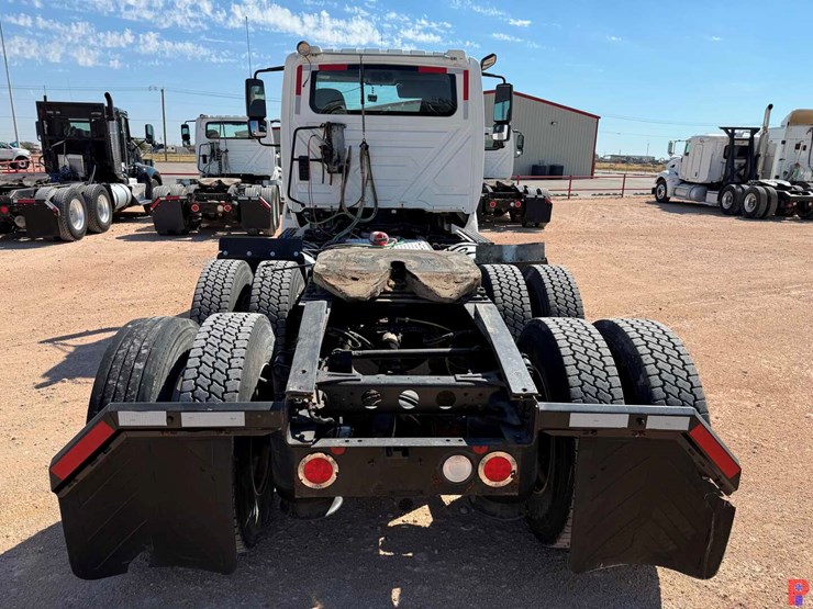 2018-international-transtar-8600-image-4
