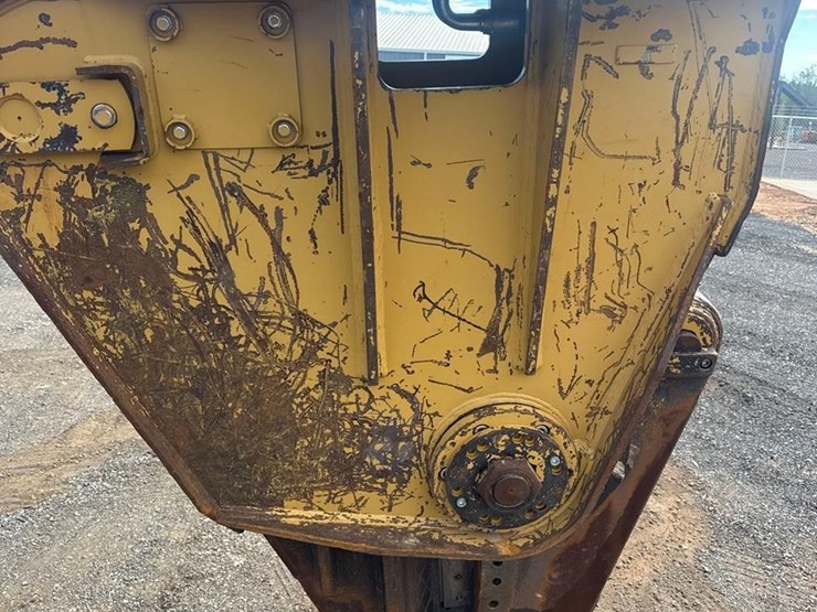 2018-caterpillar-325flcr-image-13