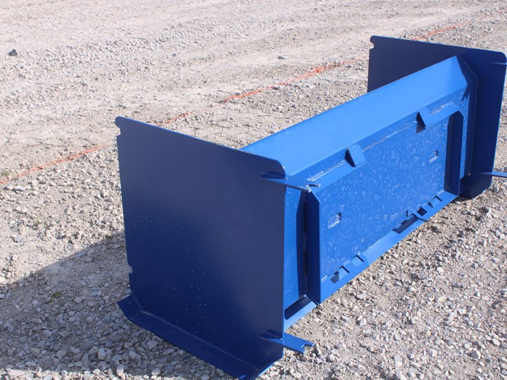 #2012-•-90-inch-skid-steer-bucket-with-blade-image-3