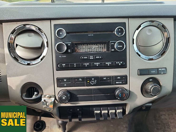2014-ford-f450-image-13