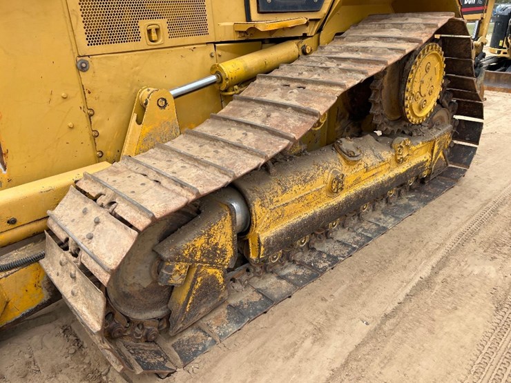 caterpillar-d5n-xl-image-9