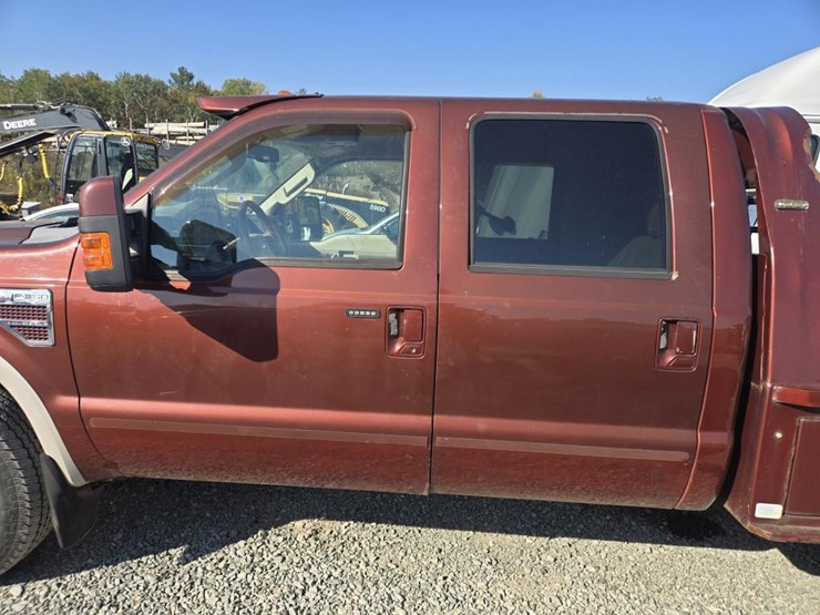 2008-ford-f350-image-13