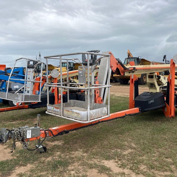 2018 JLG T500J
