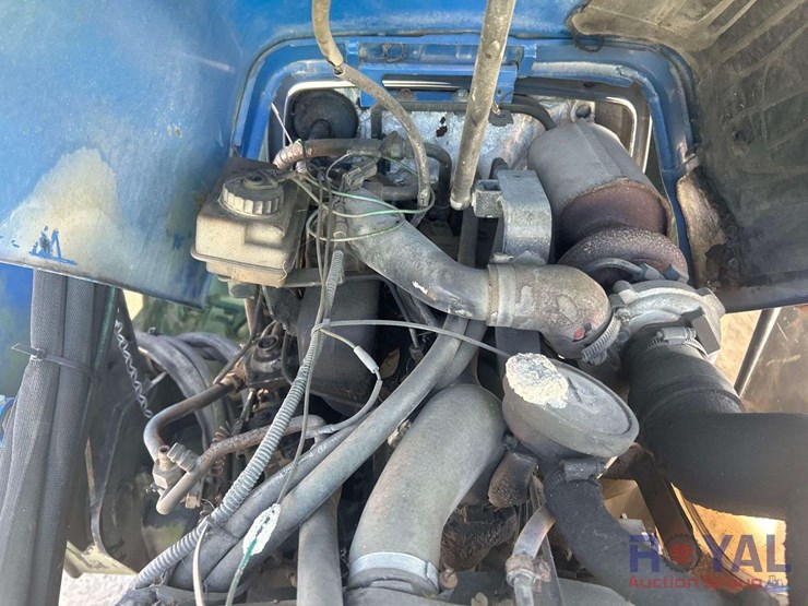 new-holland-7500-image-18