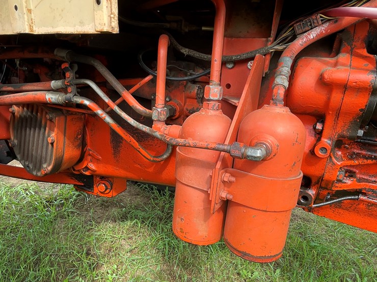 1974-case-ih-1140-image-23