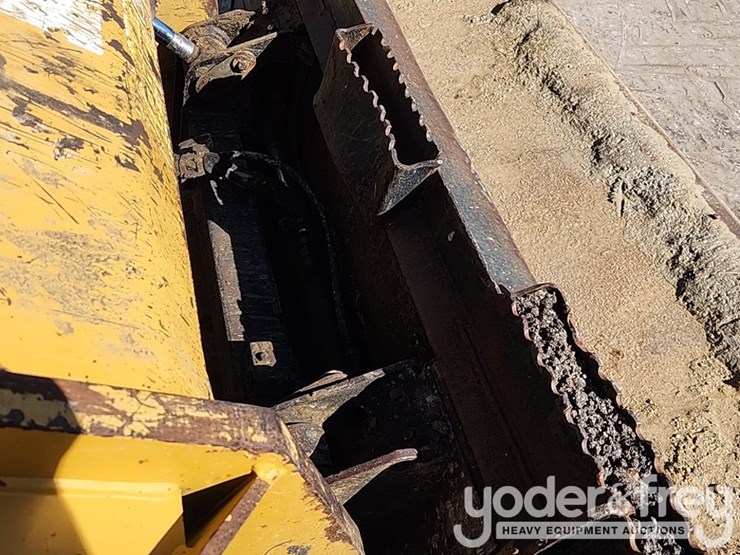 2018-caterpillar-289d-image-12